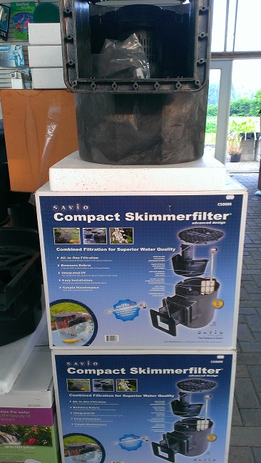IMAG3204-R Savio Compact Pond Skimmer - End of Season Special!
